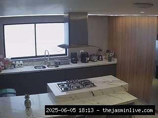 camsoda, voyeurcam-casa-salsa-kitchen