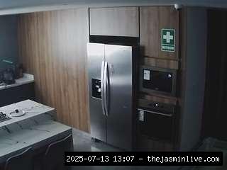 camsoda, voyeurcam-casa-salsa-kitchen