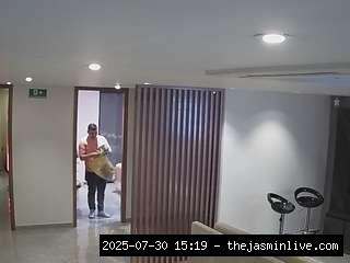 camsoda, voyeurcam-casa-salsa-kitchen