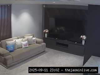 camsoda, voyeurcam-casa-salsa-kitchen