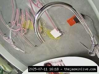 camsoda, voyeurcam-casa-salsa-bathtub-pov