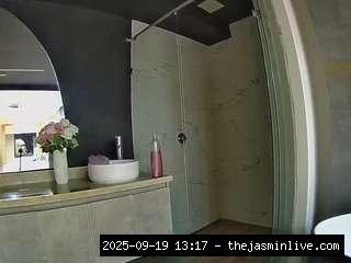 camsoda, voyeurcam-casa-salsa-bathtub-pov