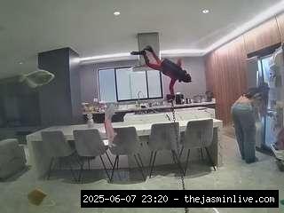 camsoda, voyeurcam-casa-salsa-fishtank