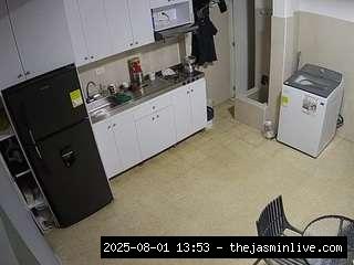 camsoda, voyeurcam-jb-kitchen-1