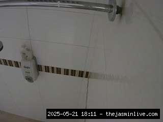 camsoda, voyeurcam-jb-shower-16