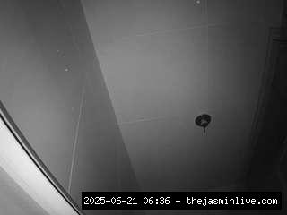 camsoda, voyeurcam-casa-salsa-bathroom-10
