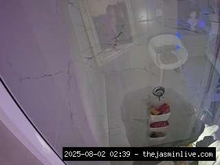camsoda, voyeurcam-casa-salsa-bathroom-10