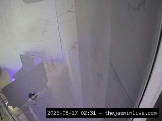 camsoda, voyeurcam-casa-salsa-bathroom-11
