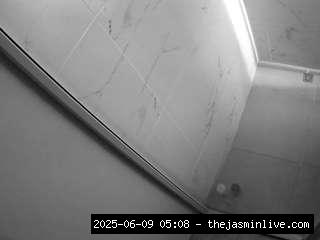 camsoda, voyeurcam-casa-salsa-bathroom-12