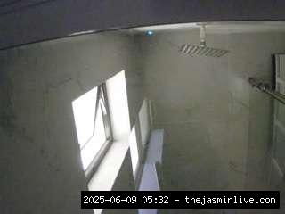 camsoda, voyeurcam-casa-salsa-bathroom-13