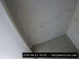 camsoda, voyeurcam-casa-salsa-bathroom-8