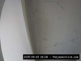 camsoda, voyeurcam-casa-salsa-bathroom-8