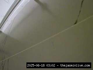 camsoda, voyeurcam-casa-salsa-bathroom-9
