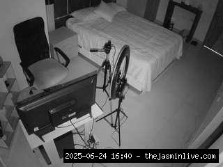camsoda, voyeurcam-casa-salsa-bedroom-11