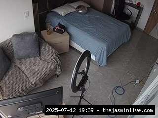 camsoda, voyeurcam-casa-salsa-bedroom-11