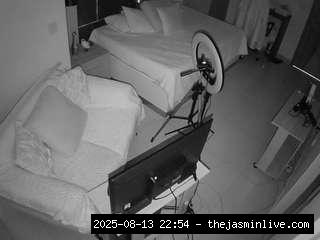 camsoda, voyeurcam-casa-salsa-bedroom-11