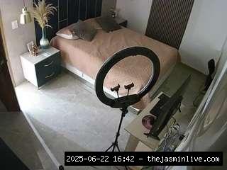 camsoda, voyeurcam-casa-salsa-bedroom-8