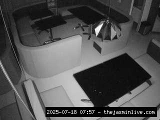 camsoda, voyeurcam-jb-dining