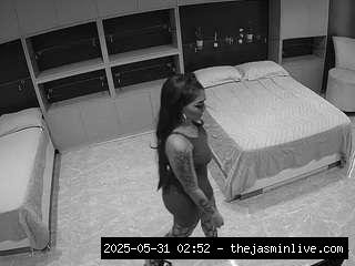 camsoda, voyeurcam-casa-salsa-versus-room